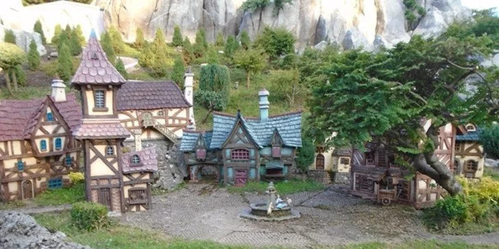 Last minute: Podzimní zájezd do Disneylandu a Paříže s ubytováním a snídaní
