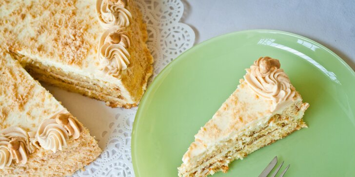 Poctivý dort z domácích surovin z cukrárny Sluníčko – výběr ze 3 druhů