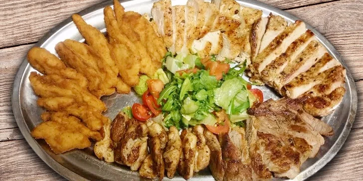 Bašta pro partu: 1000 g masový talíř v Pastoušce
