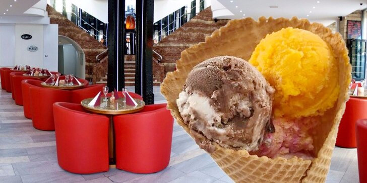 3 kopečky exkluzivní zmrzliny v historické kavárně v centru Brna