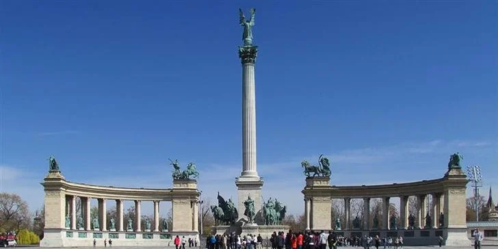 To nejlepší z romantické Budapešti včetně dopravy, ubytování, snídaně a průvodce
