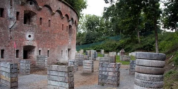 Paintball v neředínské pevnosti: 3hodinová hra s přáteli i kolegy