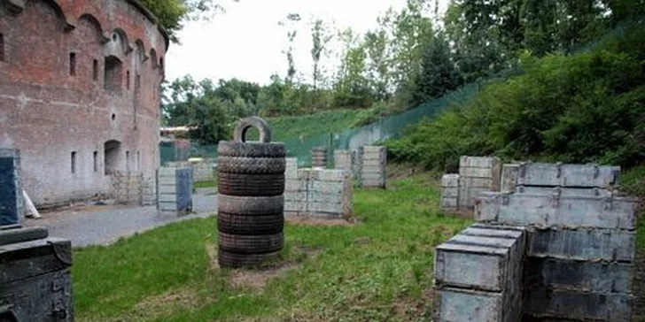 Paintball v neředínské pevnosti: 3hodinová hra s přáteli i kolegy