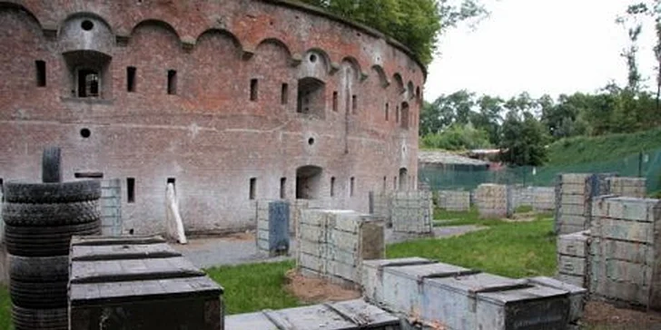 Paintball v neředínské pevnosti: 3hodinová hra s přáteli i kolegy