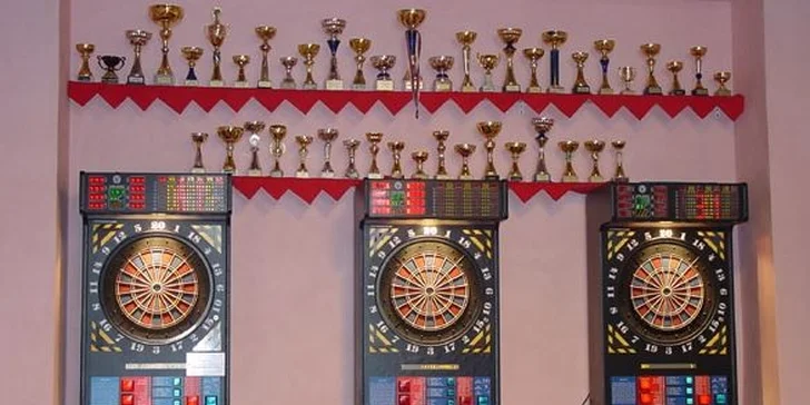 Dvě hodiny bowlingu včetně zapůjčení bot