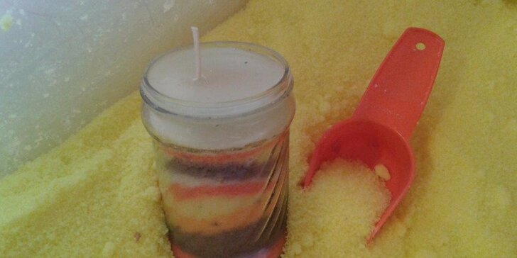 Letní výroba svíček s éterickým olejem citronella