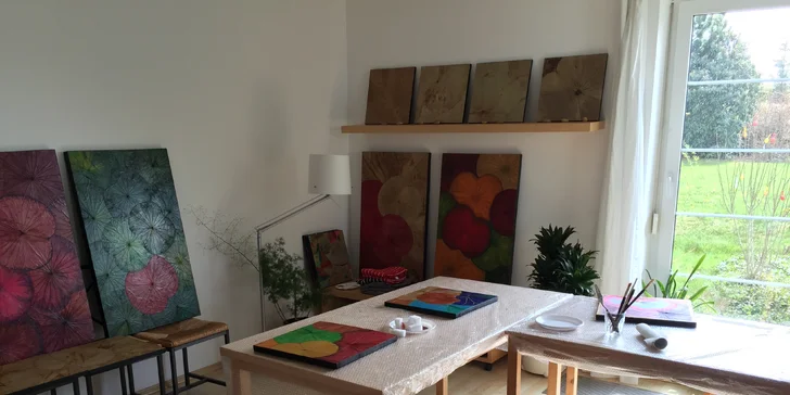 Staňte se umělcem: Kreativní workshop malování na lotosové listy