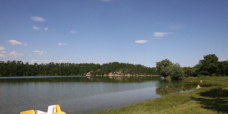 Letní pohoda až pro 7 osob: mobilní domky na přehradě Výr u Znojma
