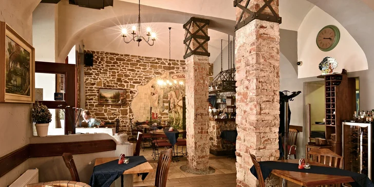 Poskládejte si v srdci Prahy menu dle své chuti: 3 chody s lahví vína nebo bez