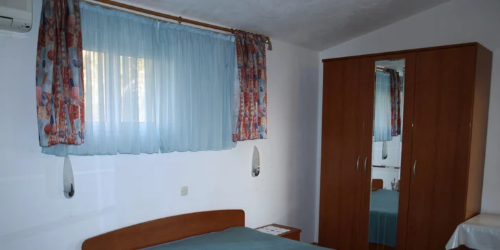 7 nocí v apartmánu či studiu u moře v Chorvatsku + dítě do 6 let zdarma