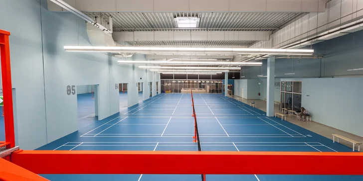 Zahrajte si badminton: Jednorázový vstup i přenosná letní permanentka