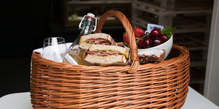 Uspořádejte romantický piknik ve dvou nebo hodujte s přáteli