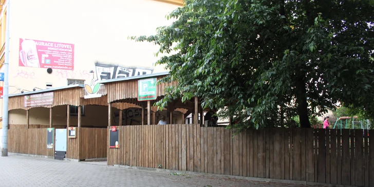 Přehlídka chutí a vůní: Tříchodová indická hostina pro 2 v autentickém Namaskaru