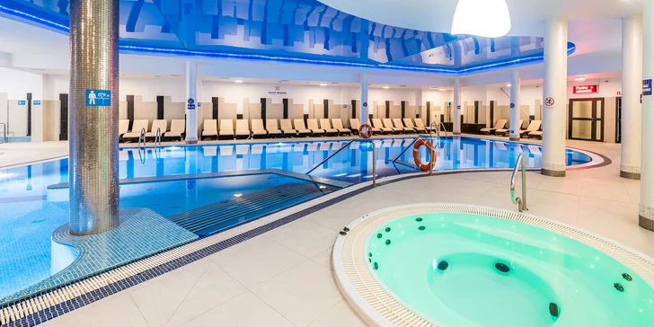 Za oddychom vás pozýva skvelo hodnotený hotel Osada Śnieżka v dedinke Łomnica.