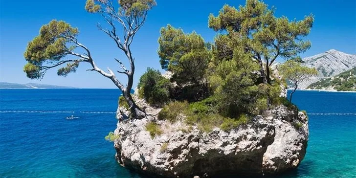7 nocí v živém chorvatském letovisku Baška Voda vč. polopenze