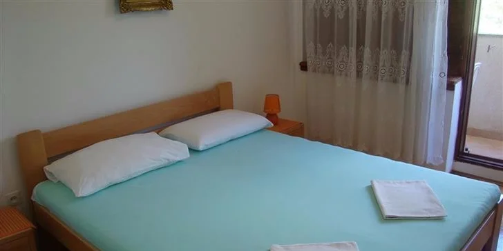7 nocí v živém chorvatském letovisku Baška Voda vč. polopenze