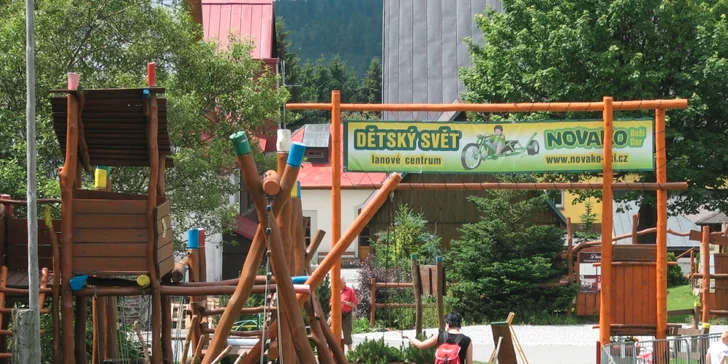 Vstup do Dětského světa + terénní káry a koloběžky