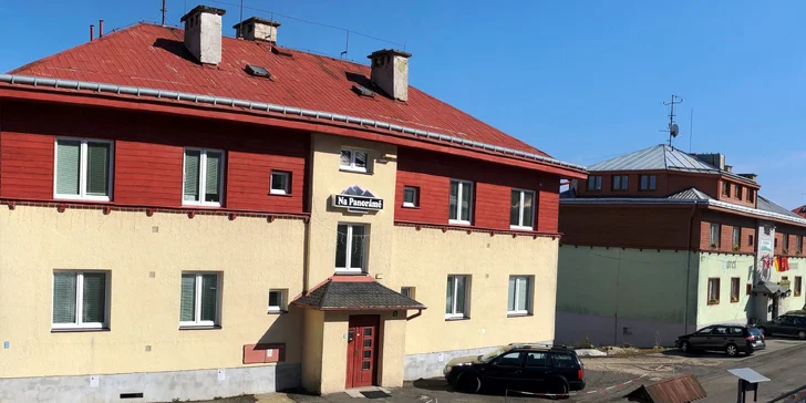 V nabídce je dvou- a třílůžkový pokoj a studio. 