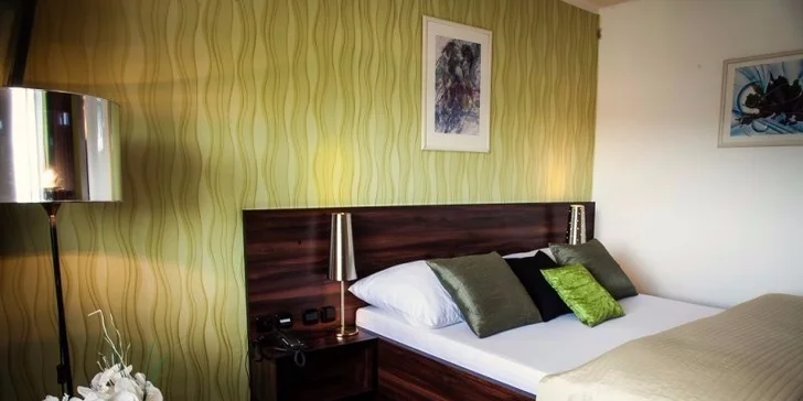 Luxusní třídenní relaxační pobyt s polopenzí a balíčkem wellness služeb pro dva