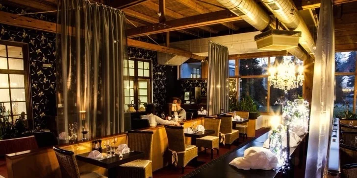 Luxusní třídenní relaxační pobyt s polopenzí a balíčkem wellness služeb pro dva
