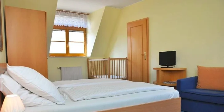 Víkend ve Valticích se snídaní, neomezeným wellness a lahví moravského vína