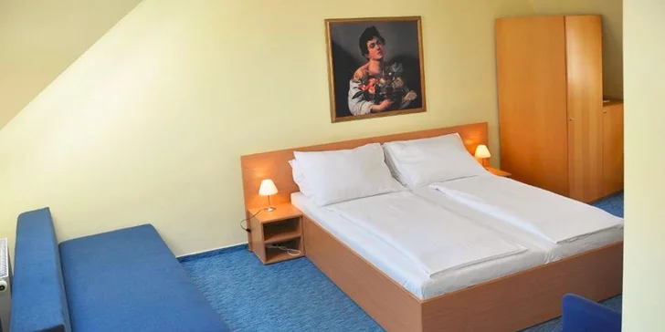 Víkend ve Valticích se snídaní, neomezeným wellness a lahví moravského vína