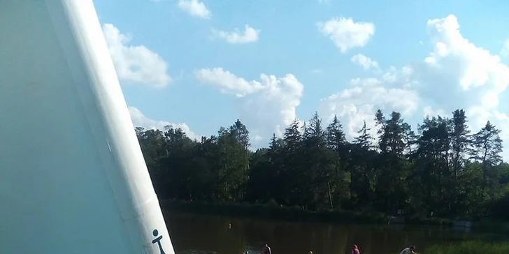 Vodní radovánky: Zapůjčení 1 i 2 paddleboardů včetně příslušenství na 2 hodiny