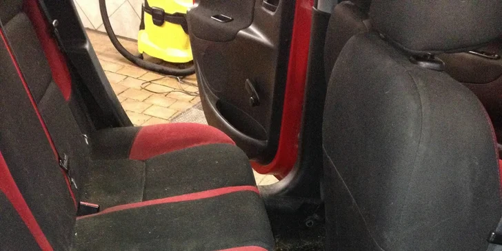 Ruční mytí vozu, tepování, impregnace kůže a další péče v Time Wash Cars