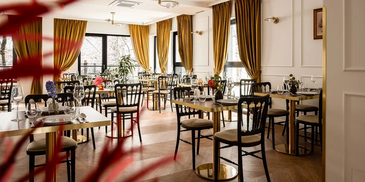 Součástí vašeho pobytu jsou také bufetové snídaně v hotelové restauraci.