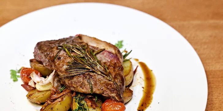 5chodové degustační menu pro 2 labužníky s kávou a případně i vínem