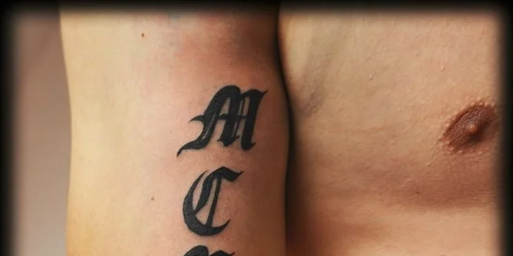 Parádní kérka od borců ze studia Tata Tattoo