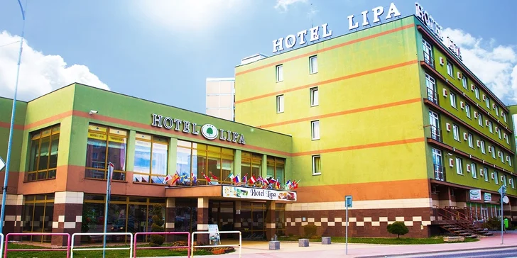 Relax pro dva s polopenzí, vstupy na Čachtický hrad i pohoštění na Selském dvoře