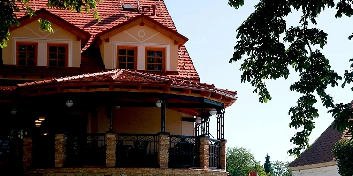 Romantika s privátním wellness včetně 3chodových večeří u Tábora