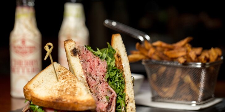 Otevřený voucher na jídlo v baru Aloha: burgery, křídla, steak i saláty