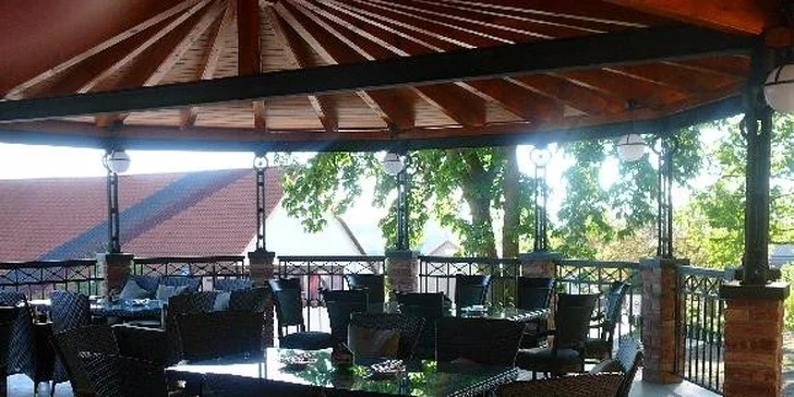 Romantika s privátním wellness včetně 3chodových večeří u Tábora