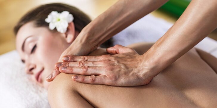 Thajská olejová terapeutická masáž celého těla pro jednotlivce i pár