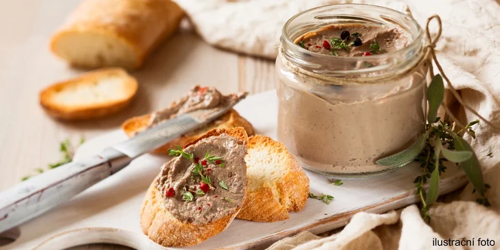 Francouzská delikatesa pro mlsné jazýčky: Jemná terina na čerstvé bagetky