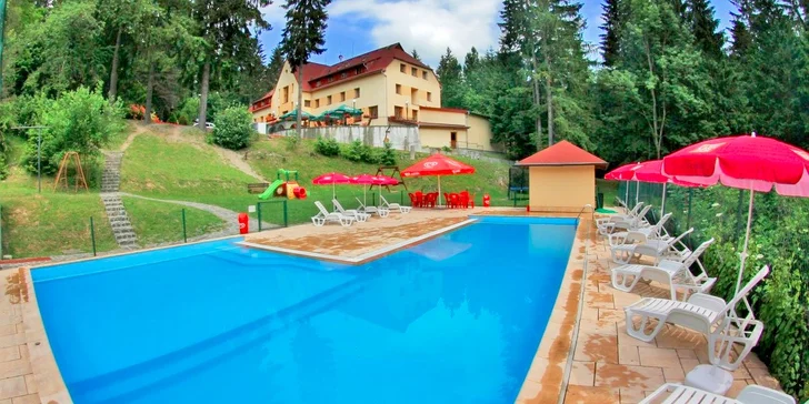 Rozmazlování v Beskydech s polopenzí, procedurami a neomezeným wellness