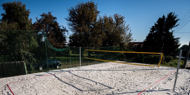 Protáhněte kostru: Až dvouhodinový pronájem beachvolejbalového hřiště