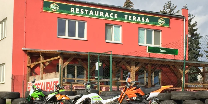 Super řádění na dětských ecrossových motorkách a čtyřkolkách