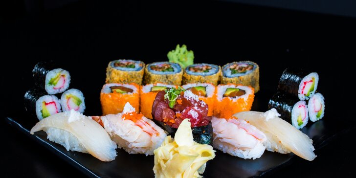 Obědové menu s japonskou polévkou a sushi setem pro jednu osobu