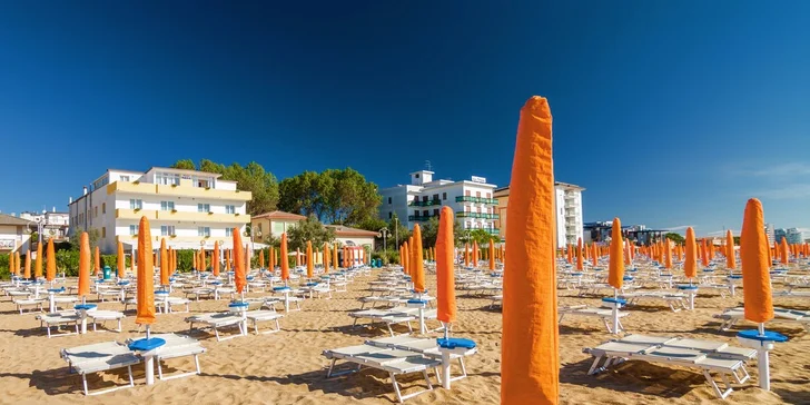 Den na překrásné pláži Lido di Jesolo s večerní návštěvou Benátek