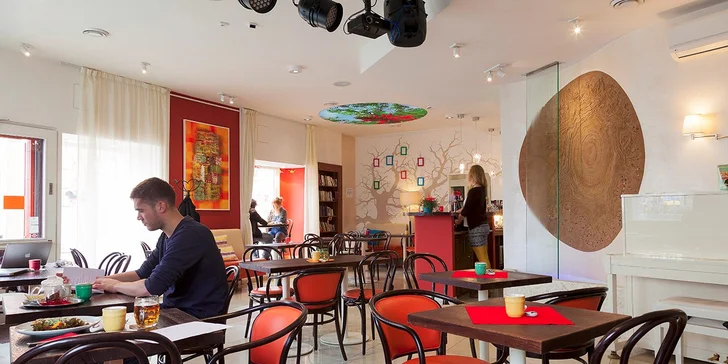Znamenité dorty pro každou příležitost: Sacher, medovník i hypno dort