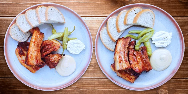 Dvě porce medových žeber s křenem i kozími rohy ve vyškovské restauraci