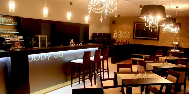 Soukromé wellness, masáž a luxusní ubytování v hotelu Corona**** na jihu Čech