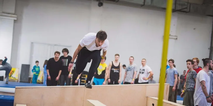 Workshopy parkouru pro začátečníky: Pusťte se do šílených kousků