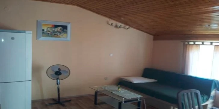 Týdenní relax v apartmánu kousek od moře ve střední Dalmácii