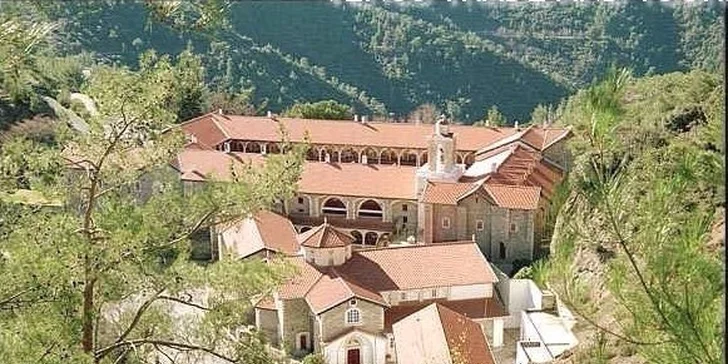 8denní okruh Severním Kyprem s leteckou dopravou, ubytováním a snídaní