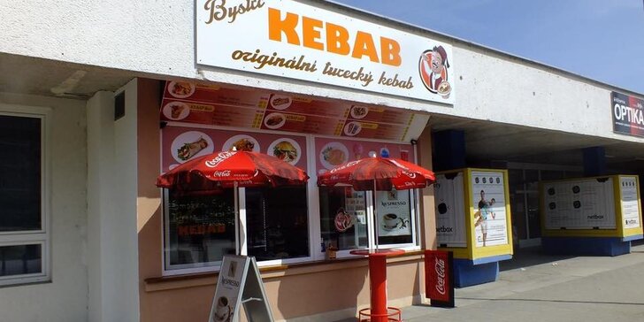 Pouliční dlabanec: Kebab v tortille nebo turecký chléb s masem + nápoj