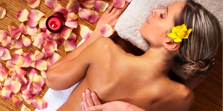 Relaxační thajská masáž v salonu Elite: výběr ze 3 druhů masáží